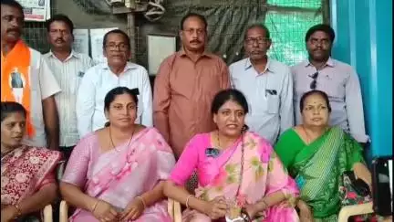 తణుకు: అంతర్జాతీయ "టీ" దినోత్సవం, పాల్గొన్న BJP నాయకురాలు, మున్సిపల్ మాజీ చైర్పర్సన్ డాక్టర్ ముళ్ళపూడి రేణుక