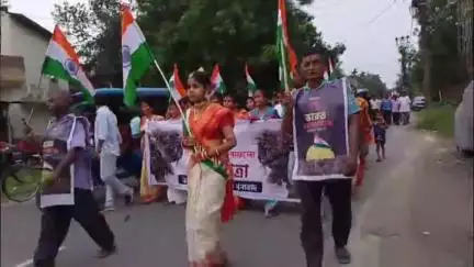 কুমারগঞ্জ: সেনাদের প্রতি শ্রদ্ধা জানিয়ে কুমারগঞ্জে তিরাঙ্গা যাত্রা বিজেপির