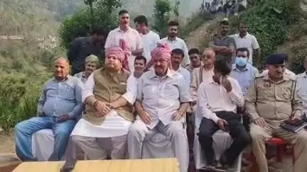 स्वारघाट: लखदाता कुश्ती आयोजक कमेटी ने किया 2 लाख कुश्ती का आयोजन, पूर्व मंत्री रामलाल ठाकुर रहे मुख्य अतिथि