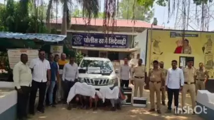 सिंदेवाही: सिदेवाहि शहरातुन व नागपूर येथील डीजेचे सामान चोरी करणाऱ्या 5 आरोपींना  पोलिसांनी केली अटक