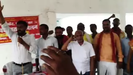 कोंच प्रखंड के आजाद बिगहा में भाकपा माले के केर पंचायत के तीसरा पंचायत सम्मेलन संपन्न हुआ