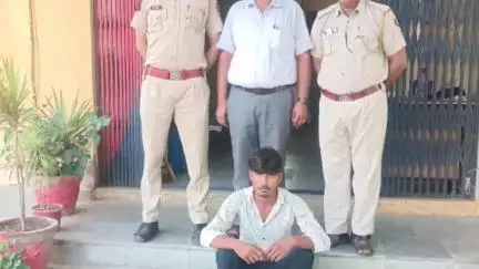 सूरजगढ़: सिंघाना पुलिस ने नाबालिग के अपहरण मामले में फरार वांछित आरोपी को किया गिरफ्तार