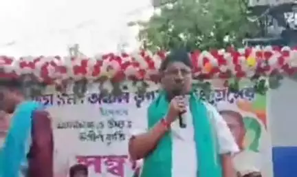 ডোমজুড়: বাঁকড়া এক নম্বর অঞ্চল তৃণমূল কংগ্রেসের উদ্যোগে কৃতি ছাত্র-ছাত্রীদের সংবর্ধনা অনুষ্ঠান উপস্থিত বিধায়ক