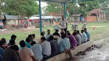 কুশমুণ্ডী: মালিগাঁওয়ে তৃণমূল সংখ্যালঘু সেলের বৈঠক