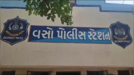 વસો: બામરોલીમા બાજરીના ખેતરમાંથી ગાંજા ની ખેતી પકડાઈ, પોલીસે 28 ગાંજાના છોડ સાથે એક ઈસમની અટકાયત કરી