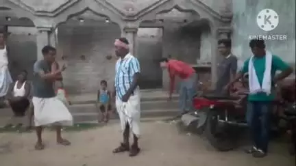 রঘুনাথপুর ২: DVCর স্বচ্ছতা পাকোয়াড়া অভিযানে সচেতনতামূলক নাটক পরিবেশন হল রঘুনাথপুর ২ব্লকের বামড়রা গ্রামে