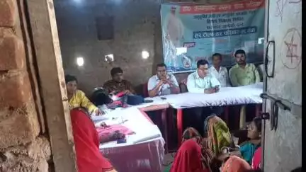 बिंद: ताजनीपुर के महादलित टोला में महादलित विकास शिविर का आयोजन किया गया