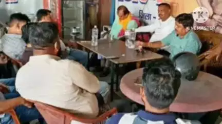 मुरहू: लोबिन बगान स्थित ज़िला कार्यालय में विश्व हिंदू परिषद एवं बजरंग दल की ज़िला स्तरीय बैठक आयोजित