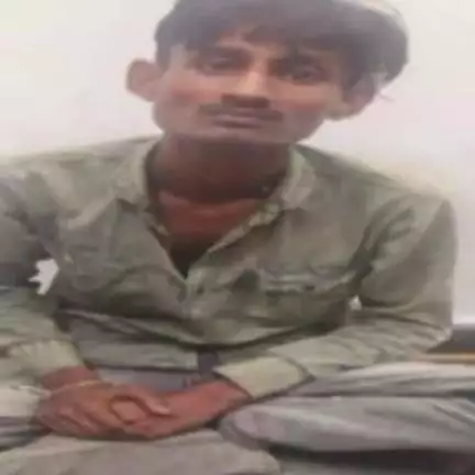 રાજકોટ પશ્ચિમ: મોબાઈલ અને સોનાના ચાંદીના દાગીના ની ચોરી કરનાર શખ્સને કંસારા બજારમાંથી ઝડપી પાડતી શહેર એ ડિવિઝન પોલીસ