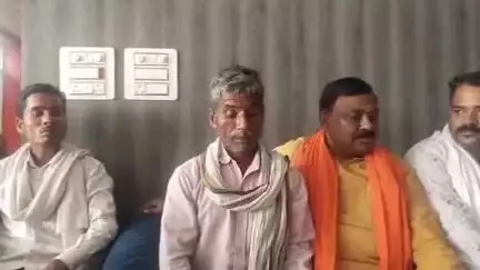 तरहसी: गुरहा के मुखिया पति गुल खान पर मारपीट की धमकी का आरोप, पांकी विधायक से न्याय की गुहार