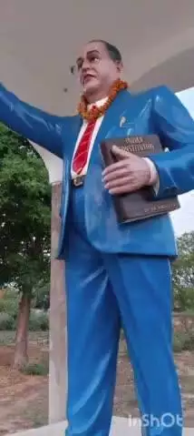 पांडू: ढांचाबार में अज्ञात अपराधियों ने बाबा साहब भीमराव अंबेडकर की मूर्ति को पहुंचाई क्षति