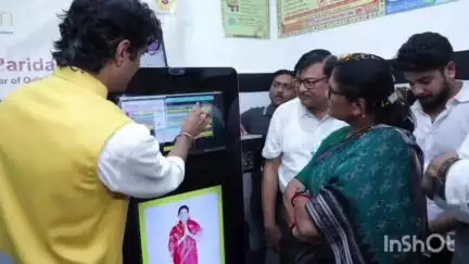 ନିମାପଡା: ସ୍ଥାନୀୟ ଗୋଷ୍ଠୀ ସ୍ଵାସ୍ଥ୍ୟ କେନ୍ଦ୍ରରେ ସ୍ୱାସ୍ଥ୍ୟ ଏଟିଏମ ଉଦଘାଟିତ, ଯୋଗଦେଲେ ଉପମୁଖ୍ୟମନ୍ତ୍ରୀ