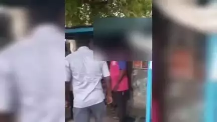 சின்ன சேலம்: கச்சிராயபாளையத்தில் எட்டு வயது சிறுமிக்கு பாலியல் தொந்தரவு கொடுத்த இளைஞருக்கு தர்மஅடி கொடுத்த பொதுமக்கள் வீடியோ வைரல்