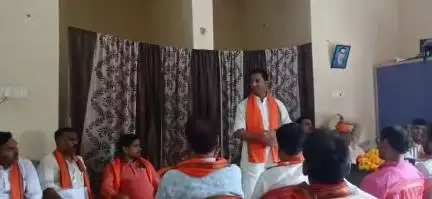 कैमूर जिले की रामपुर मंडल में मंडल कार्य समिति की बैठक में शामिल हुए मनोज जायसवाल उपाध्यक्ष कार्यक्रम क्रियान्वयन समिति कैमूर सह निवर्तमान जिला अध्यक्ष भाजपा कैमूर