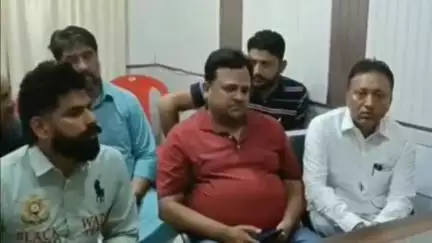 कालांवाली: एसडीएम सुरेश रविश ने नगरपालिका कार्यालय में पार्षदों व गणमान्य लोगों के साथ बैठक की, अधिकारियों को निर्देश दिए