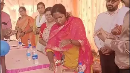 रंका: बदलाव फाउंडेशन द्वारा सोनदाग पंचायत के भलुआनी में स्वास्थ्य शिविर और मॉडल आंगनवाड़ी का भूमि पूजन