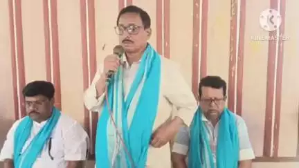 বিষ্ণুপুর ২: মাখালিয়া পূর্বপাড়া সব্যসাচীর সংঘের স্বেচ্ছায় রক্তদান শিবিরের অনুষ্ঠানে উপস্থিত হন বিষ্ণুপুর বিধানসভার বিধায়ক
