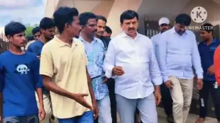 బయ్యారం: బయ్యారంలో జరిగిన హనుమాన్ జయంతి వేడుకలలో పాల్గొన్న, మంత్రి పొంగులేటి శ్రీనివాస్ రెడ్డి