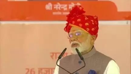 ઠાસરા: ડાકોરમાં કરોડોના ખર્ચે અત્યાધુનિક સુવિધાઓથી સજ્જ રેલ્વે સ્ટેશનનુ પીએમ મોદીએ વર્ચ્યુઅલી ઉદ્ઘાટન કર્યું