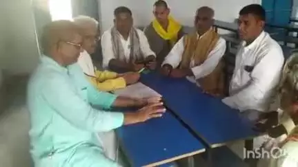 गुरारू: डबुर देवी स्थान के पास इसमाइलपुर में उत्तर कोयल नहर किसान संघर्ष मोर्चा की बैठक में कई मुद्दों पर चर्चा