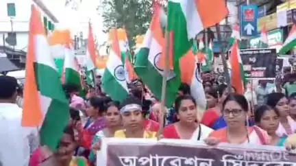 বনগাঁ: অপারেশন সিঁদুরের সাফল্যে বনগাঁয় মিছিল বিধায়ক অশোক কীর্তনীয়ার