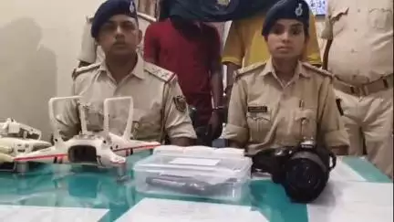 मेहसी: चकलहुरण पुलिया के पास हुए विडियोग्राफर से लूट मामले का उद्भेदन, हथियार और गोली के साथ 2 गिरफ्तार