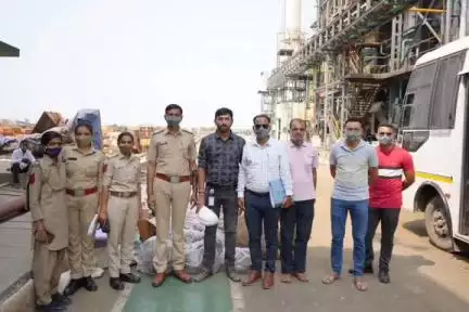 લાઠી: લાઠી, બાબરા સહિત ૭ પોલીસ સ્ટેશનમાં કબજે રાખેલ ગાંજો તથા ગાંજાના છોડ તથા અફીણનો નાશ કરતી જિલ્લા ડ્રગ્સ ડિસ્પોઝલ કમિટી