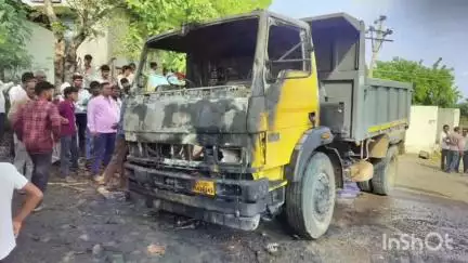 जळगाव जामोद: दादुलगाव येथे टिप्परने दोघांना चिरडले, संताप्त जमावणे टिप्पर जाळले