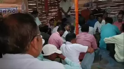 পাড়া: আনাড়া বিজেপির দলীয় কার্যালয়ে তিরঙ্গা যাত্রা ও বুথ সসক্তি এর বিষয়ে আলোচনা বৈঠক অনুষ্ঠিত হলো
