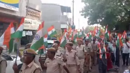 ગારિયાધાર: શહેરમાં તિરંગા યાત્રા કાઢવામાં આવી આગેવાનો હોદ્દેદારો વહીવટી તંત્ર જોડાયું