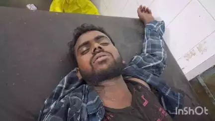 सतगावां: गांगदीह पुलिस कैंप के पास मोटरसाइकिल दुर्घटना में एक युवक घायल