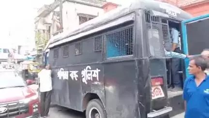 ভগবানগোলা ২: রানিতলার বালিগ্রামে লোকসভা নির্বাচনে কংগ্রেস কর্মীকে কুপিয়ে খুনে ৬ জন দোষী সাব্যস্ত