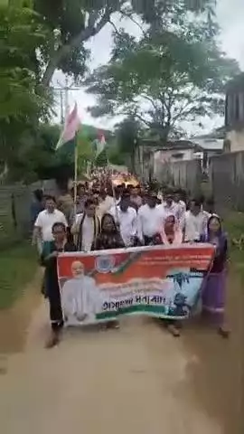 করবুক: ভারতীয় সেনাবাহিনীকে শুভেচ্ছা জানিয়ে করবুকে হল তিরঙ্গা যাত্রা, উপস্থিত BJP-র জেলা সাধারণ সম্পাদক সহ অন্যারা