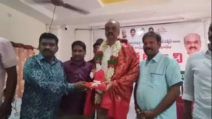 తాడేపల్లిగూడెం: నేషనల్ కెరియర్ సర్వీస్ ఉద్యోగ దిక్సూచి కార్యక్రమంలో పాల్గొన్న ప్రభుత్వ విప్ బొలిశెట్టి శ్రీనివాస్
