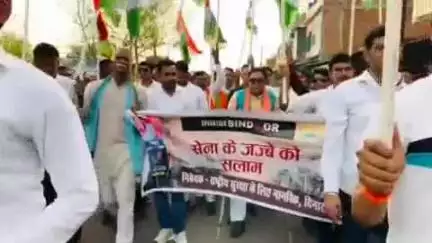 करेरा: दिनारा: भाजपा ने ऑपरेशन सिंदूर की सफलता पर रेस्ट हाउस से फौजी पुल तक निकाली तिरंगा यात्रा, विधायक रहे उपस्थित