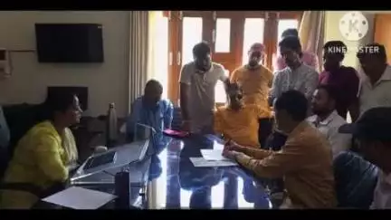 भिकियासैन: एसडीएम भिकियासैण ने जल निगम व जल संसाधन को रामगंगा भवानी देवी पेयजल योजना से पेयजल आपूर्ति के लिए दिए सख्त निर्देश