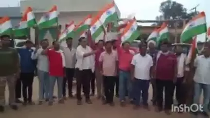 कोरची: कोरची येथे तिरंगा यात्रा दरम्यान शहर भारत माता की जय च्या घोषणांनी  दुमदुमला
