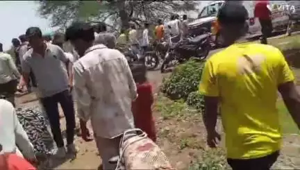 महिदपुर: जगोटि में खेत पर रह रहे युवक की करंट लगने से मौके पर ही मौत
