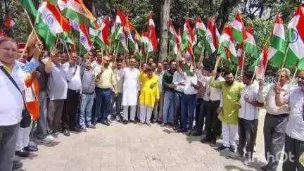 जसवां: जस्वां प्रागपुर विधानसभा में ऑपरेशन सिंदूर के तहत निकाली गई तिरंगा यात्रा, स्थानीय विधायक विक्रम ठाकुर रहे मौजूद