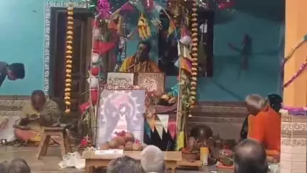 नौरोजाबाद: ग्राम बंधवा टोला में श्रीमद् भागवत महापुराण कथा में भगवान कृष्ण लीला का सुंदर वर्णन