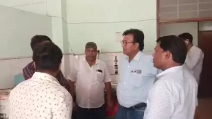 मण्डरायल: CMHO ने उपजिला अस्पताल मंडरायल का किया औचक निरीक्षण, लू-तापघात एवं हिट वेब के मरीजों के इलाज के लिए रखे पुख्ता इंतजाम