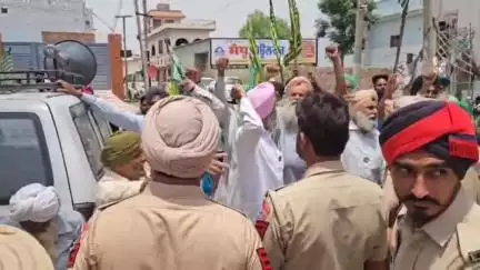 ਲਹਿਰਾ: ਲਹਿਰਾ ਗਾਗਾ ਵਿਖੇ ਕਿਸਾਨ ਅਤੇ ਕੈਬਨਟ ਮੰਤਰੀ ਦੋਵੇਂ ਹੋਏ ਆਮੋ ਸਾਹਮਣੇ