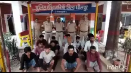 मनिया: मनियां थाना क्षेत्र से शांतिभंग के मामले में 13 लोगों सहित 1 वांछित आरोपी को किया गया गिरफ्तार