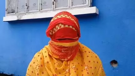 হিঙ্গলগঞ্জ: মিনাখাঁয় গৃহবধূকে ধর্ষণের অভিযোগ তৃণমূল নেতার আত্মীয়র বিরুদ্ধে,এই নিয়ে হিঙ্গলগঞ্জ থেকে প্রতিক্রিয়া দিলেন বিজেপি নেতা