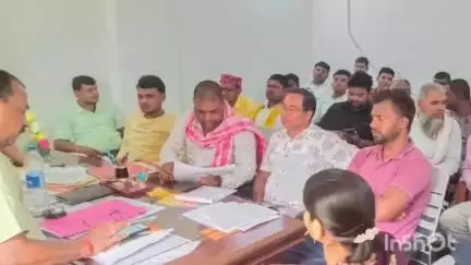 बरडीहा: बरडीहा प्रखंड कार्यालय में आयोजित हुई समीक्षा बैठक