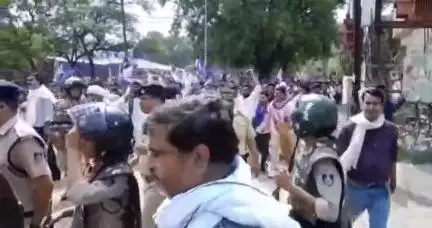 मुरार: ग्वालियर हाईकोर्ट में बाबा साहब अम्बेडकर की प्रतिमा स्थापना को लेकर विवाद सड़क पर आया
