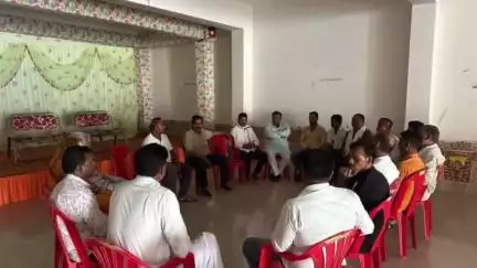 खाचरौद: विधायक डॉ. तेजबहादुर सिंह चौहान ने खाचरौद ग्रामीण उत्तर मंडल के नवनियुक्त पदाधिकारियों से मुलाकात की