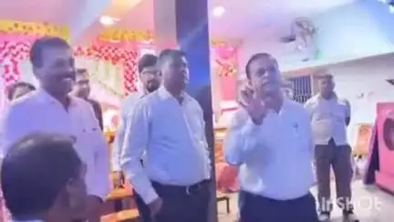 खिजरसराय: नीमचक बथानी अनुमंडल में नए एसडीओ ने किया योगदान, पुराने एसडीओ को दी विदाई