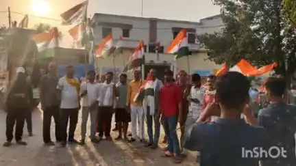 पैलानी: खपटिहा कला कस्बे में सैनिकों के सम्मान और ऑपरेशन सिंदूर को लेकर निकाली गई तिरंगा यात्रा #operationsindoor