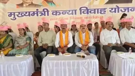 पुसौर: मुख्यमंत्री कन्या विवाह योजना के तहत जिले में 58 जोड़ों ने लिए सात फेरे, हुआ भव्य आयोजन